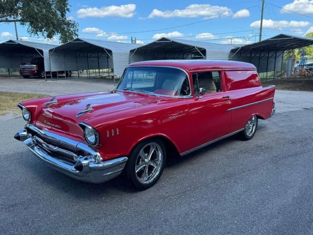 1957 Chevrolet Sedan Delivery, view 1