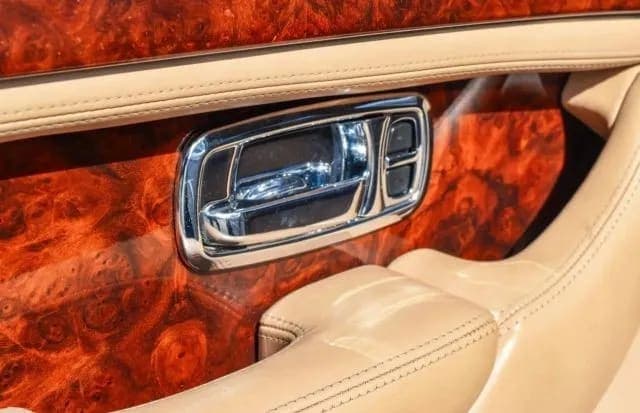 1999 Rolls-Royce Silver Seraph SEDAN, view