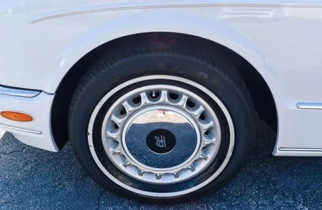 1999 Rolls-Royce Silver Seraph SEDAN, view