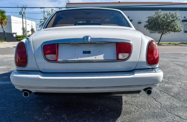 1999 Rolls-Royce Silver Seraph SEDAN, view