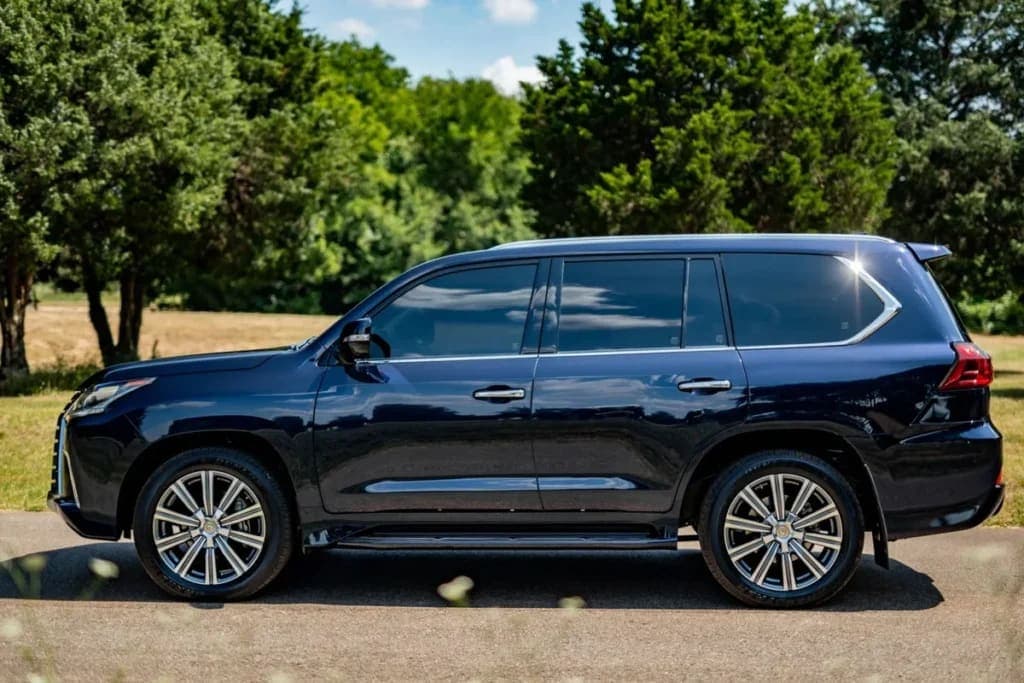 2017 Lexus LX570, view
