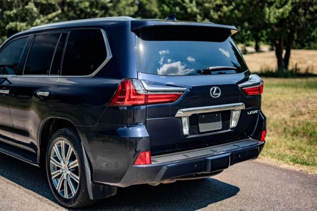 2017 Lexus LX570, view