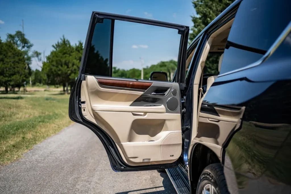 2017 Lexus LX570, view