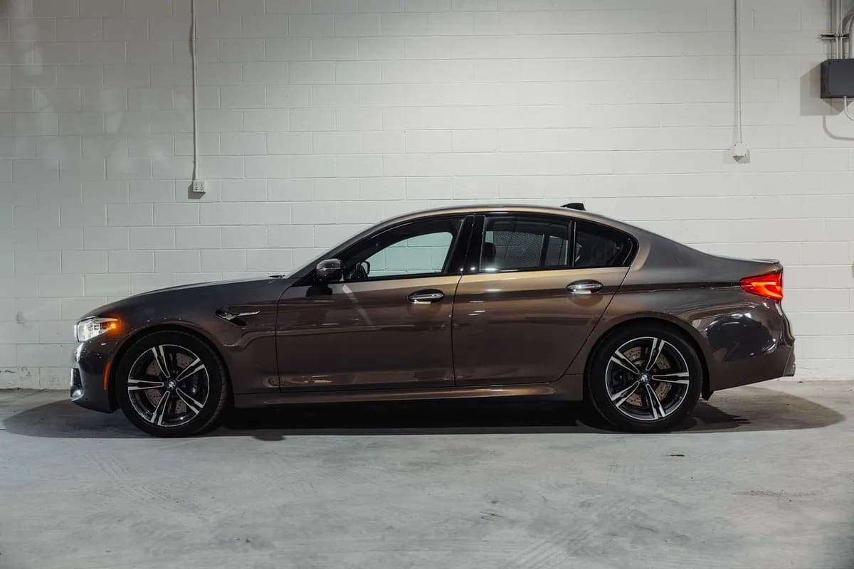 2018 BMW M5 SEDAN 4D, view
