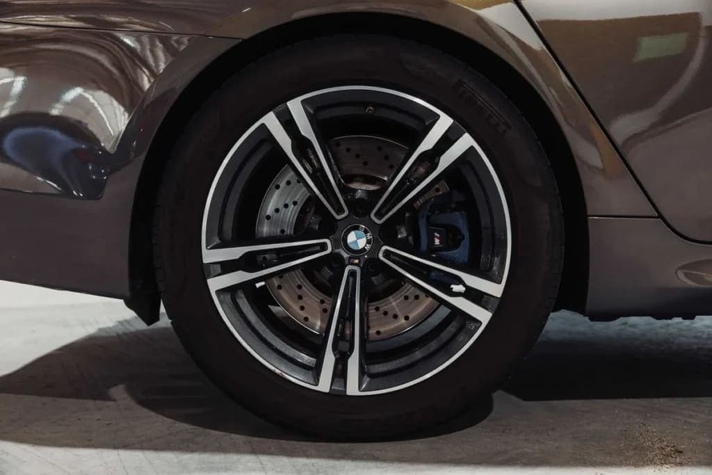 2018 BMW M5 SEDAN 4D, view