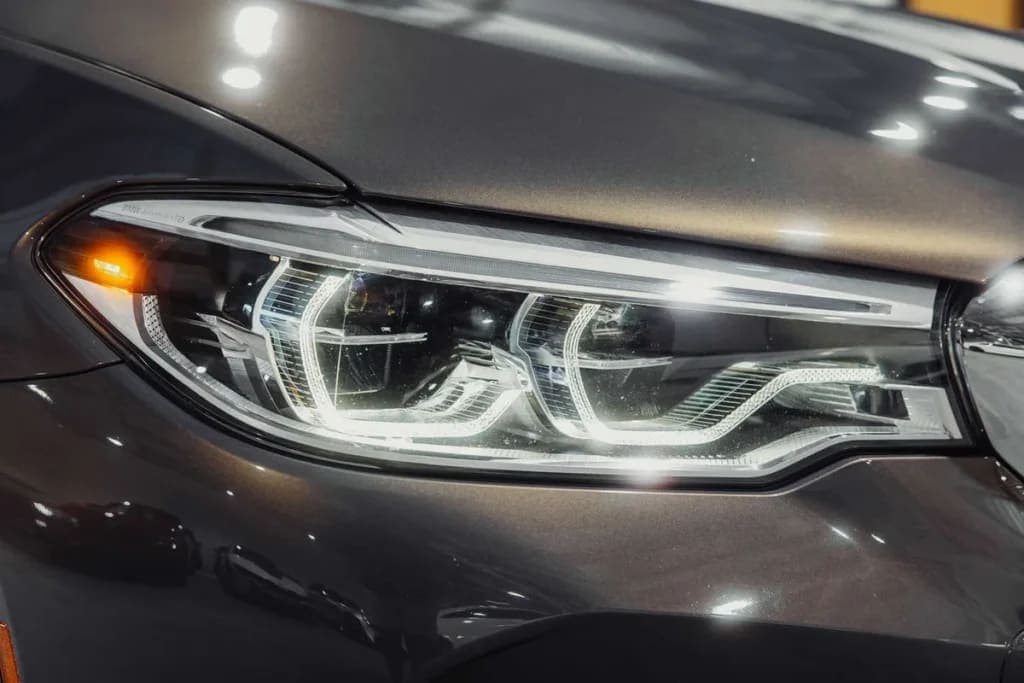 2018 BMW M5 SEDAN 4D, view