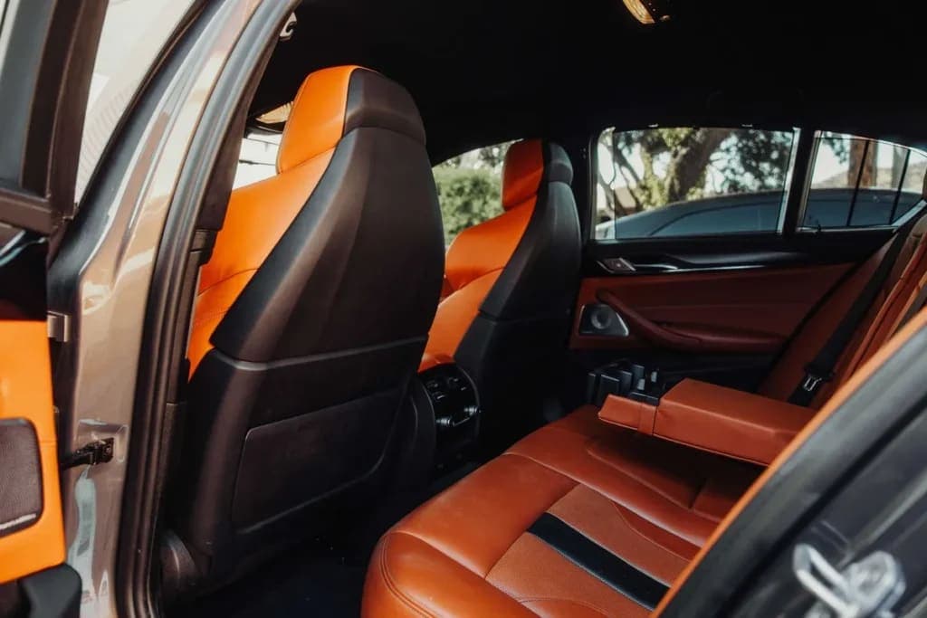 2018 BMW M5 SEDAN 4D, view