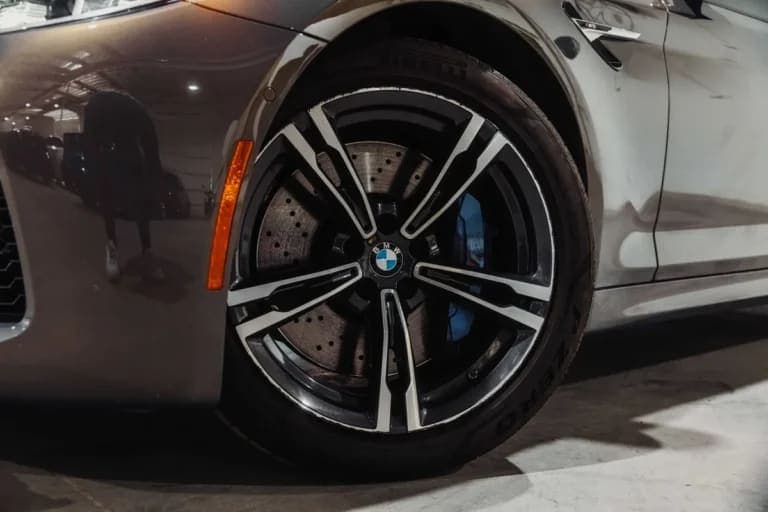 2018 BMW M5 SEDAN 4D, view