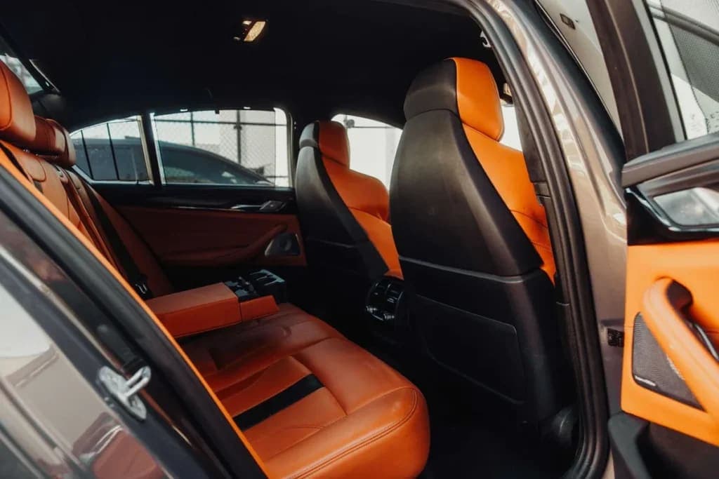 2018 BMW M5 SEDAN 4D, view