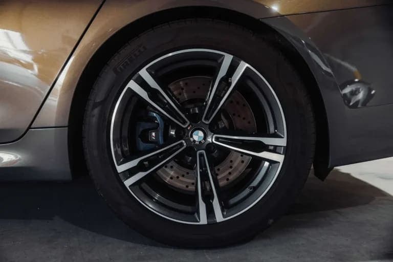 2018 BMW M5 SEDAN 4D, view