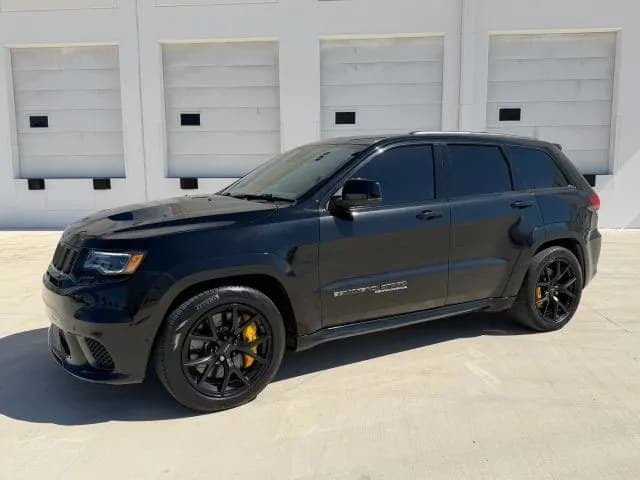 2018 Jeep Grand Cherokee Trackhawk exterior