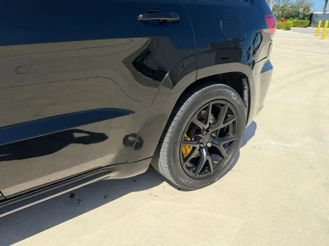2018 Jeep Grand Cherokee Trackhawk, view