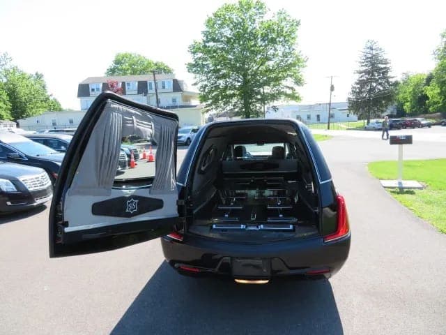 2019 Cadillac S&S Medalist, view