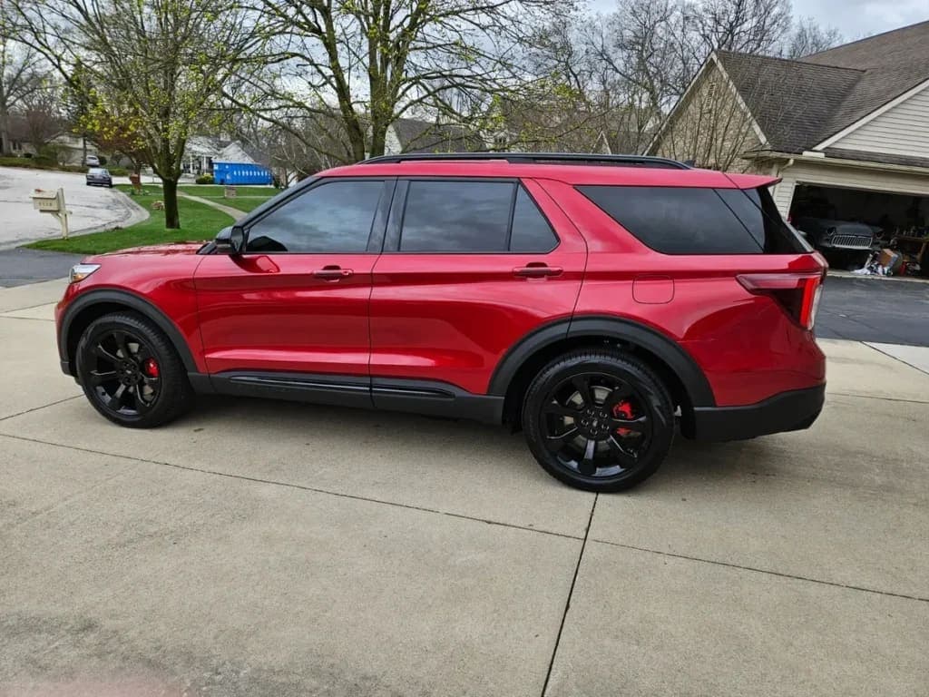 2023 Ford Explorer ST, view
