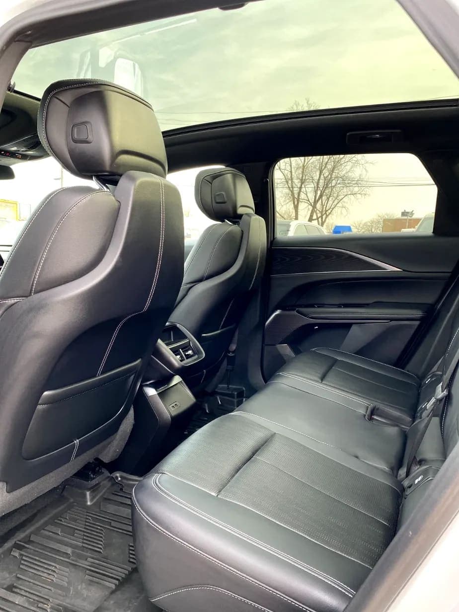 2025 Cadillac LYRIQ SPORT, view