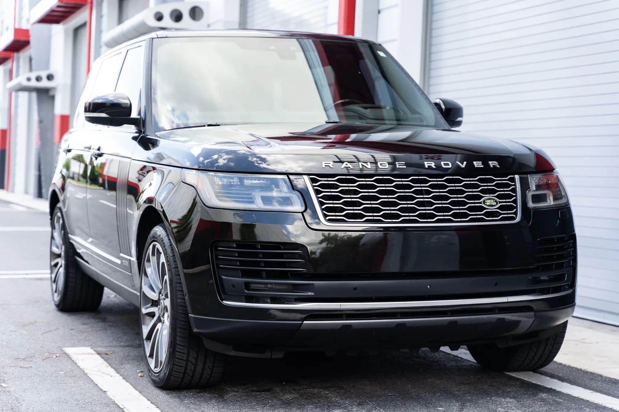 2018 Land Rover Range Rover Supercharged LWB | Bayport Motors Green Bay