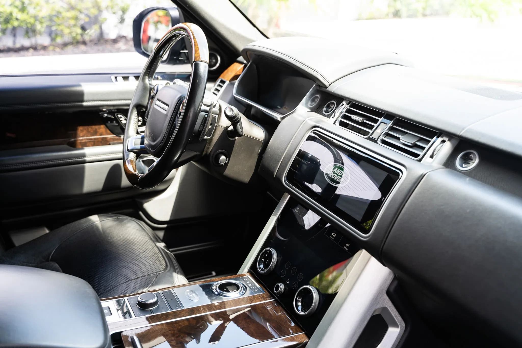2018 Land Rover Range Rover Supercharged LWB, view